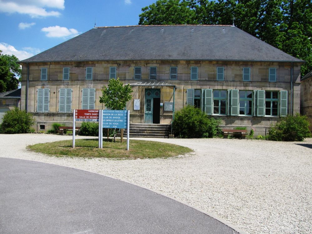 Bibliothèque Maison Dargent